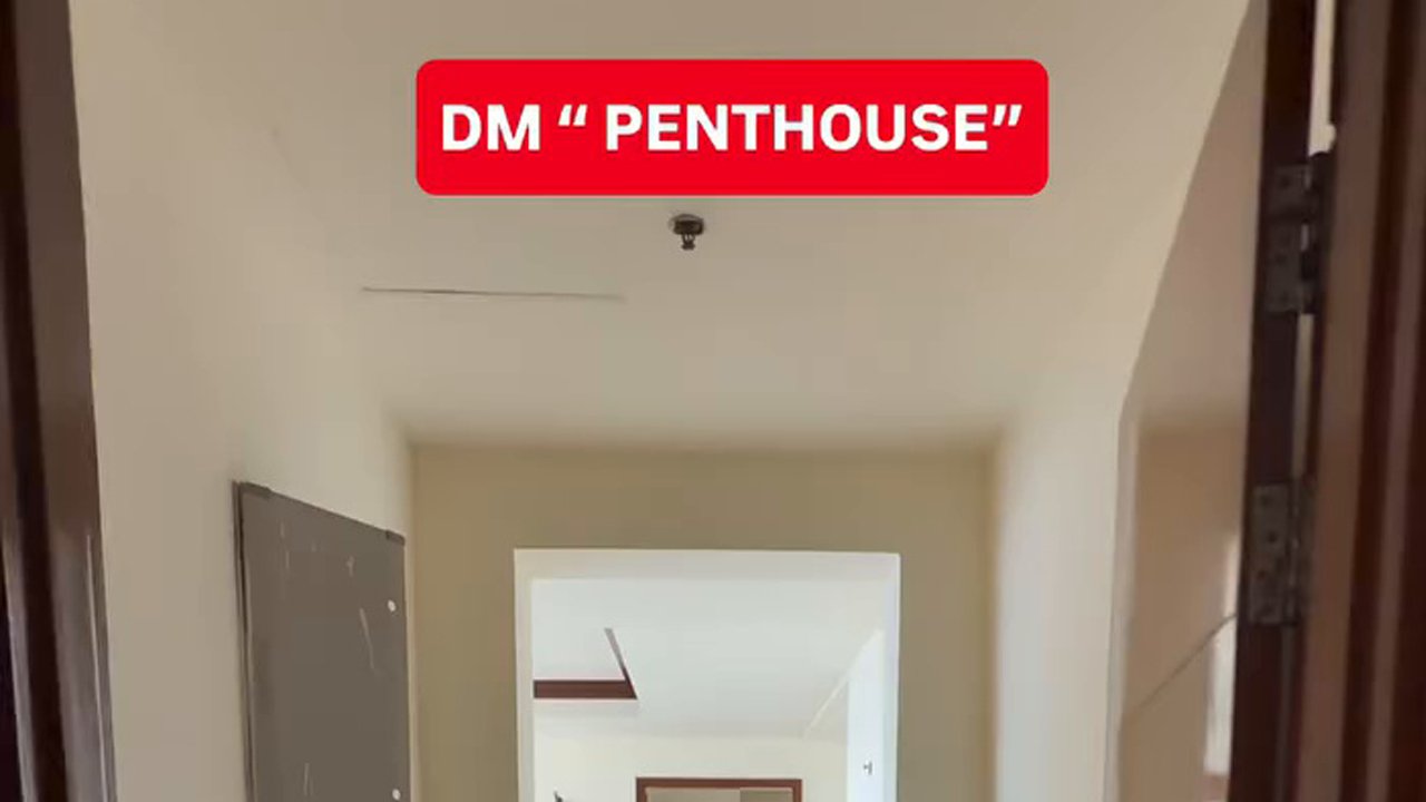 Luxury Duplex Penthouse with Golf Course Views in Noida